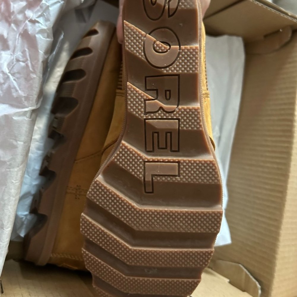 sorel wedge boots